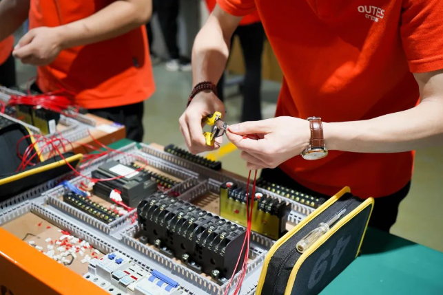 1654151053400115d7nK.png image.png