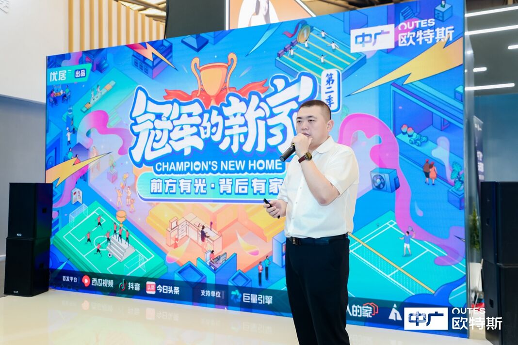 1683075785965807Ob0X.jpg DJIN9838-opq419284798.jpg